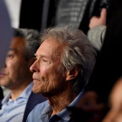 Clint Eastwood durante el combate entre Mayweather y Pacquiao