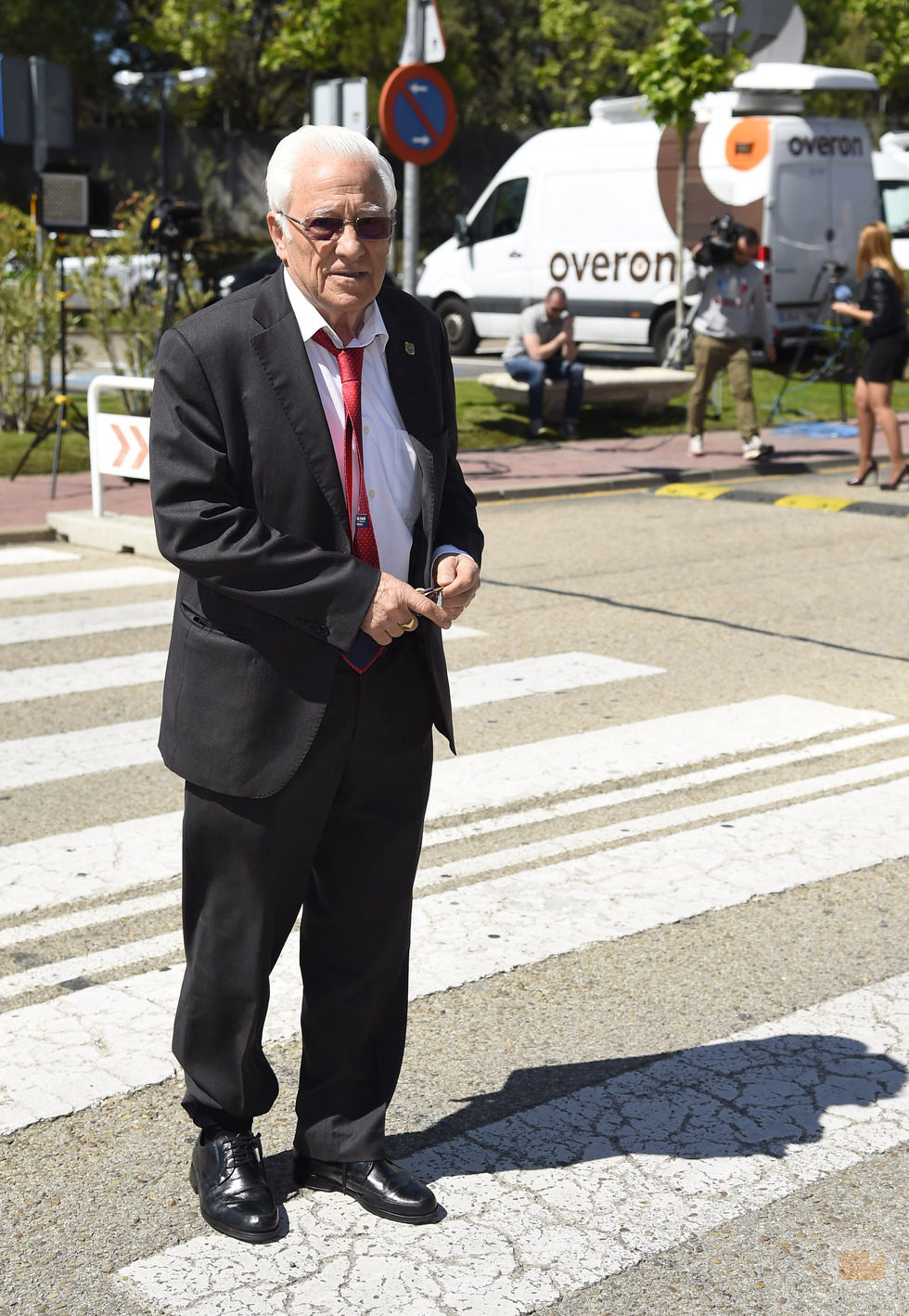 El Padre Ángel en el funeral de Jesús Hermida
