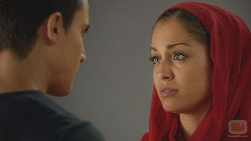 Fátima y Morey en el quinto capítulo de la segunda temporada de 'El Príncipe'