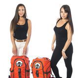 María del Amor y Yareli, amigas canarias