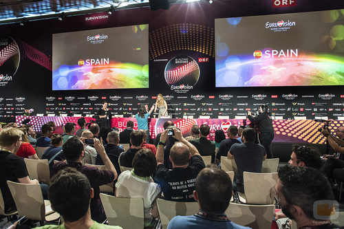 Rueda de prensa de Edurne en el Festival de Eurovisión 2015
