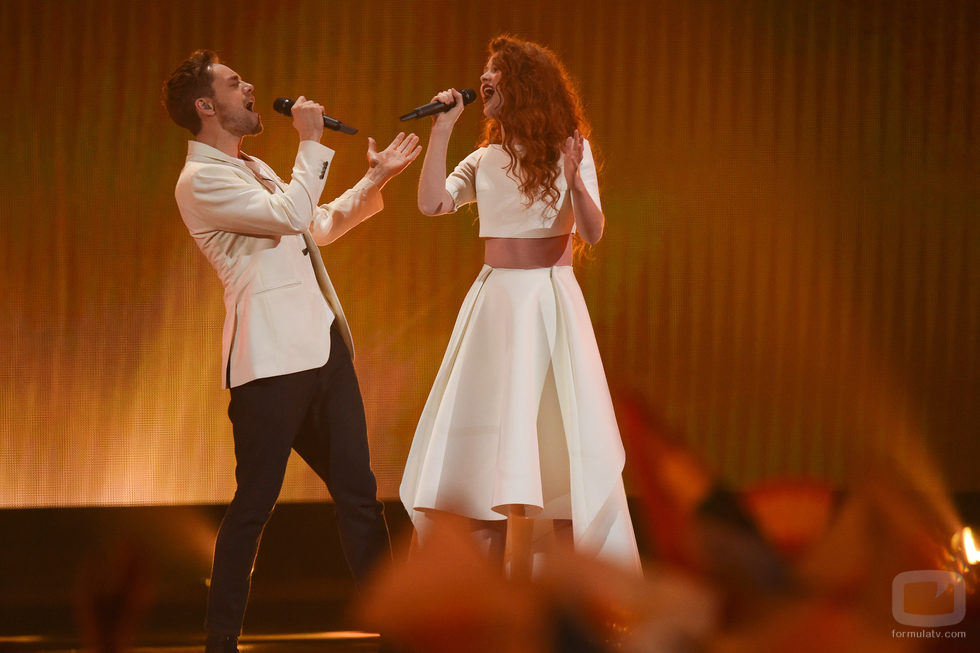 Morland y Debrah Scarlett, Noruega, en la semifinal 2 de Eurovisión 2015