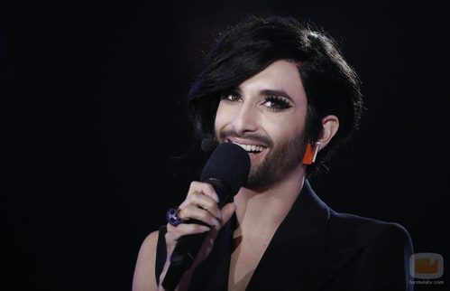Conchita Wurst en la segunda semifinal de Eurovisión 2015
