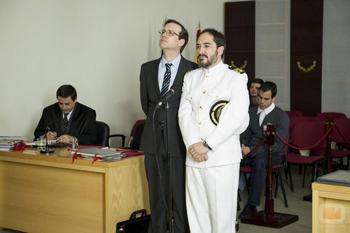 Joaquín Reyes y Alfonso Lara en el primer capítulo de la primera temporada de 'Anclados'