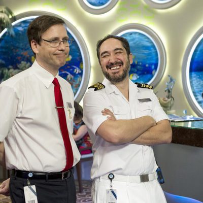 Mariano y Gabriel en el primer capitulo de la primera temporada de 'Anclados'