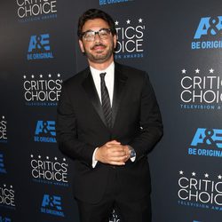 El actor Al Madrigal en los Critics' Choice Awards 2015