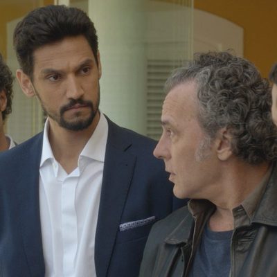 Khaled, Morey y Marcos en en en el octavo capítulo de la segunda temporada de 'El Príncipe'