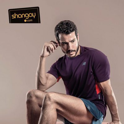 Alejandro Albarracín, más cachas que nunca en la revista Shangay