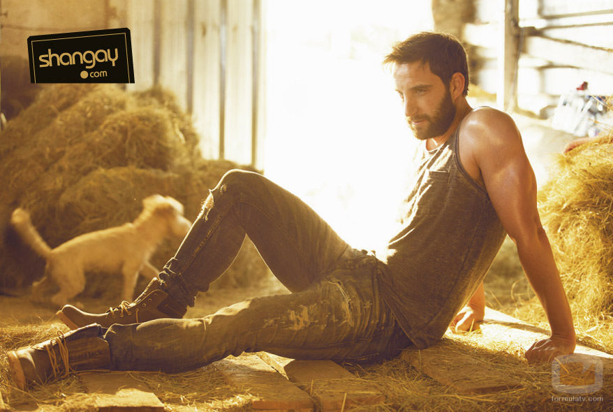 Dani Rovira posa sensual en la revista Shangay