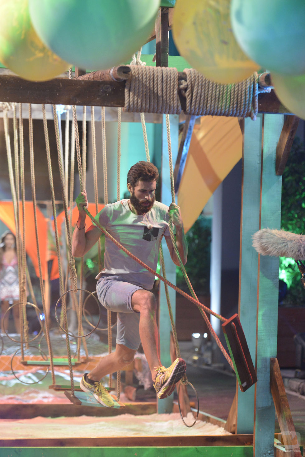 Rubén López lucha en la final de 'Supervivientes 2015'