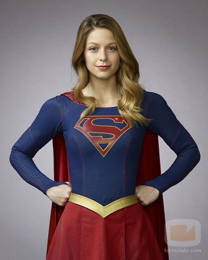Melissa Benoist es Supergirl en 'Supergirl'