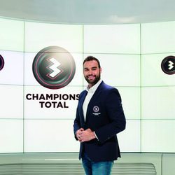 Antonio Esteva en 'Champions Total'