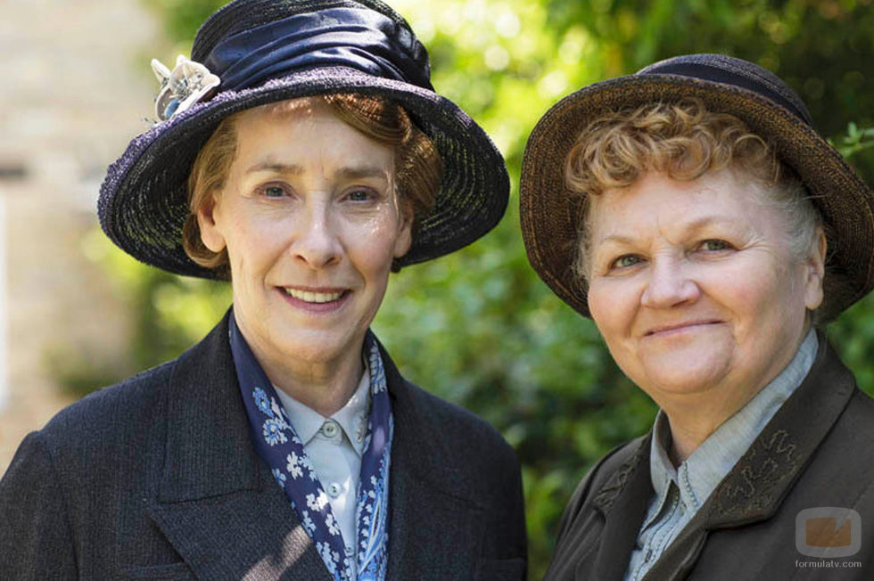 Mrs.Hughes y Mrs.Patmore en las fotos promocionales de 'Downton Abbey'