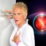 Mercedes Milá escuchando algunos de los secretos que guarda la nueva edición de 'GH'