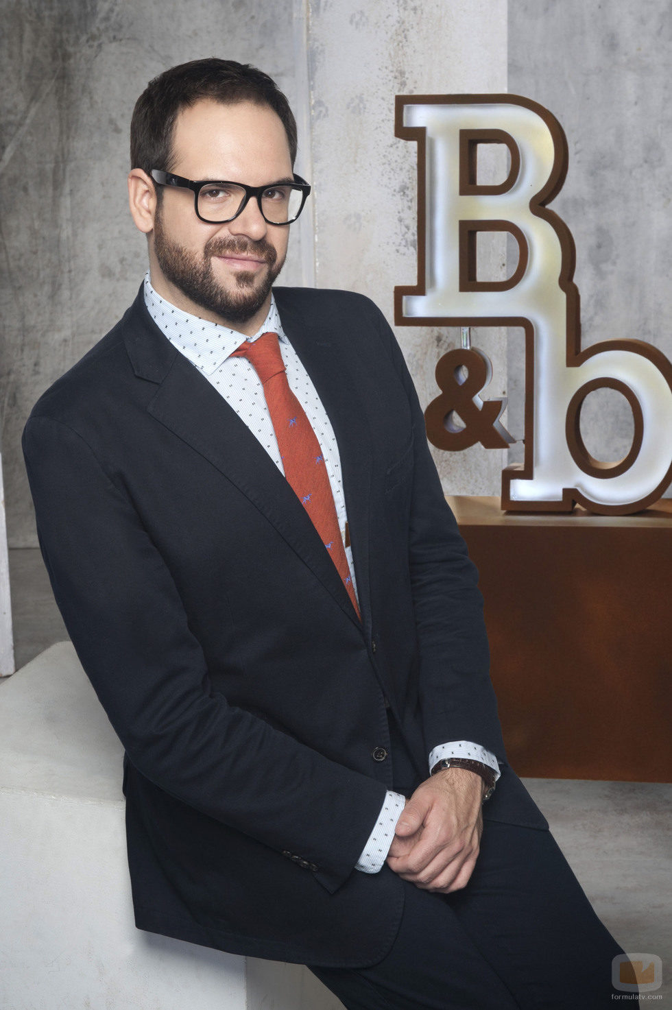 Jorge Usón interpreta a Lucas Berdón en 'B&b, de boca en boca'