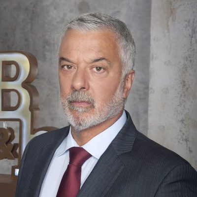 Adolfo Fernández interpreta a Óscar Bornay en 'B&b, de boca en boca'