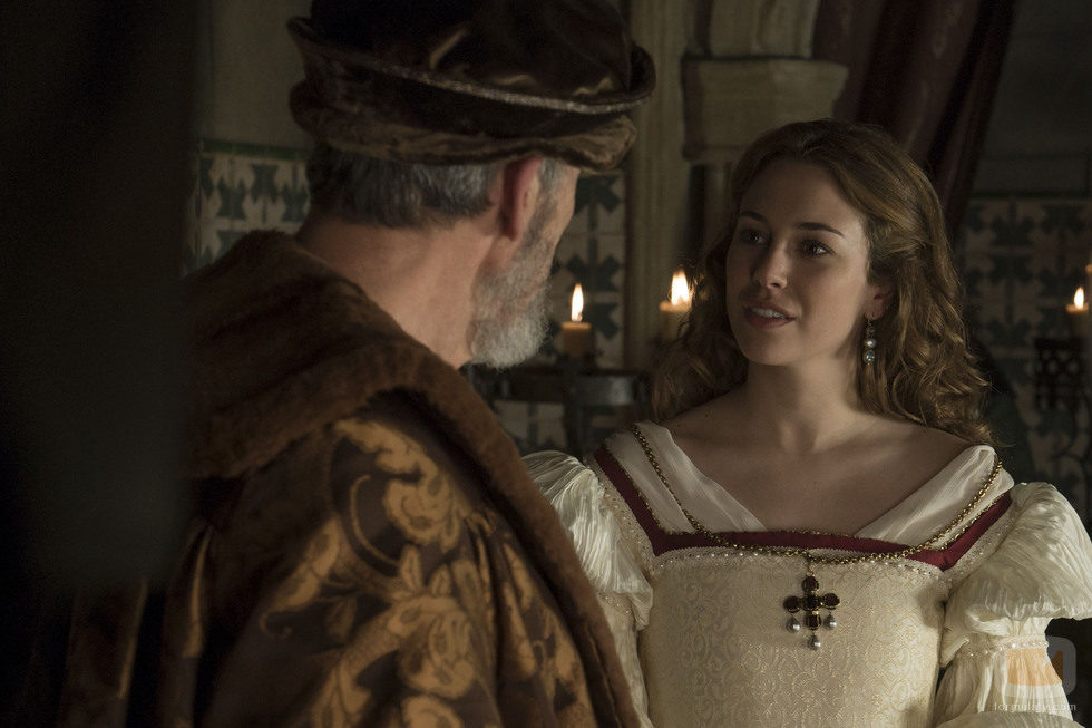 Isabel de Portugal se entera de su matrimonio con Carlos en 'Carlos, Rey Emperador'