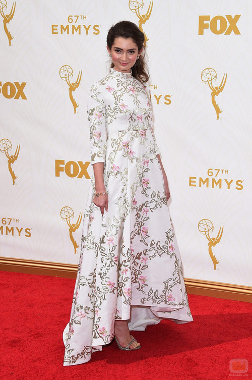 Emily Robinson en los Emmys 2015