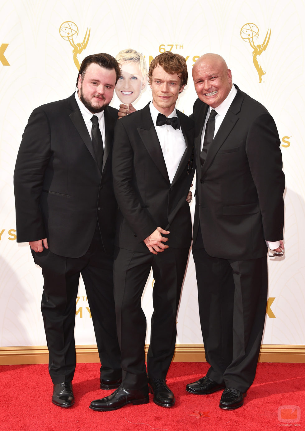 John Bradley-West, Alfie Allen y Conleth Hill en los Emmy 2015