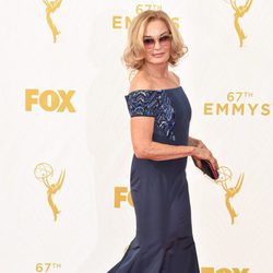 Jessica Lange en la alfombra roja de los Emmy 2015