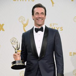 Jon Hamm se alza vencedor en los Emmy 2015