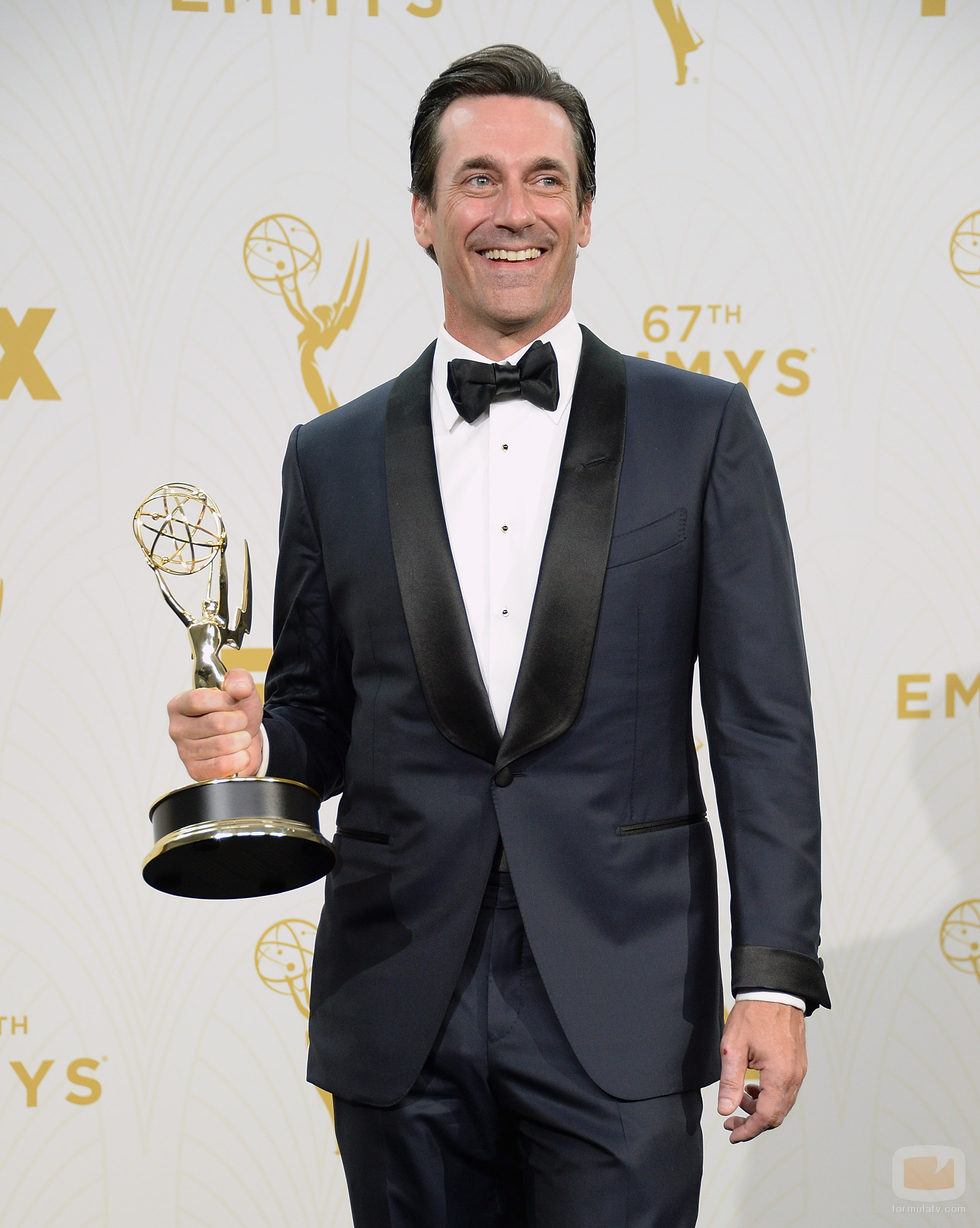 Jon Hamm se alza vencedor en los Emmy 2015