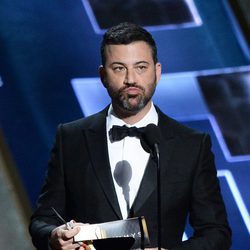 Jimmy Kimmel dio el toque de humor a los Emmy 2015