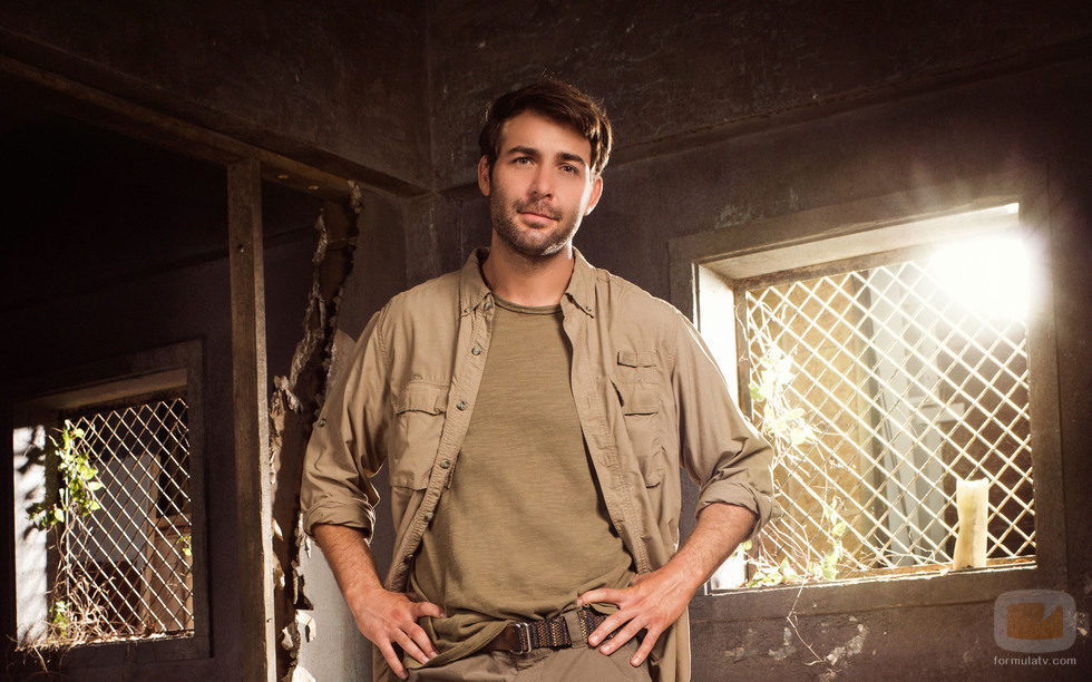 James Wolk interpreta al zoólogo Jackson Oz en 'Zoo'