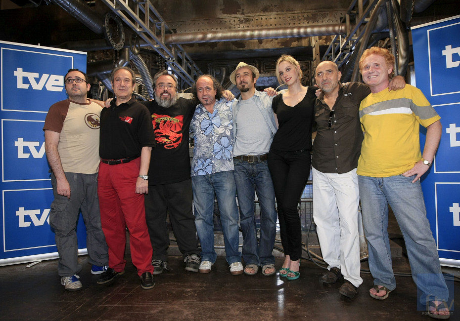 Plutón BRBnero al completo