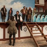 Un momento para el merecido descanso en mitad del rodaje de la nueva temporada de 'El Ministerio del Tiempo'