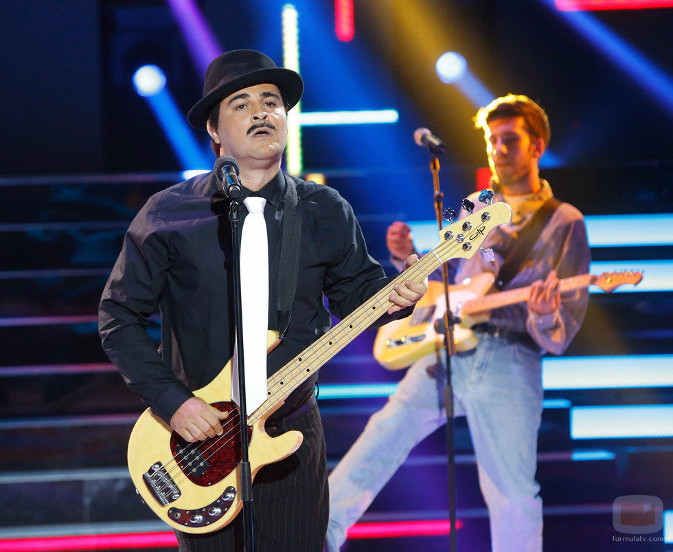 El Sevilla canta "Venecia" de Hombres G en 'Tu cara me suena'
