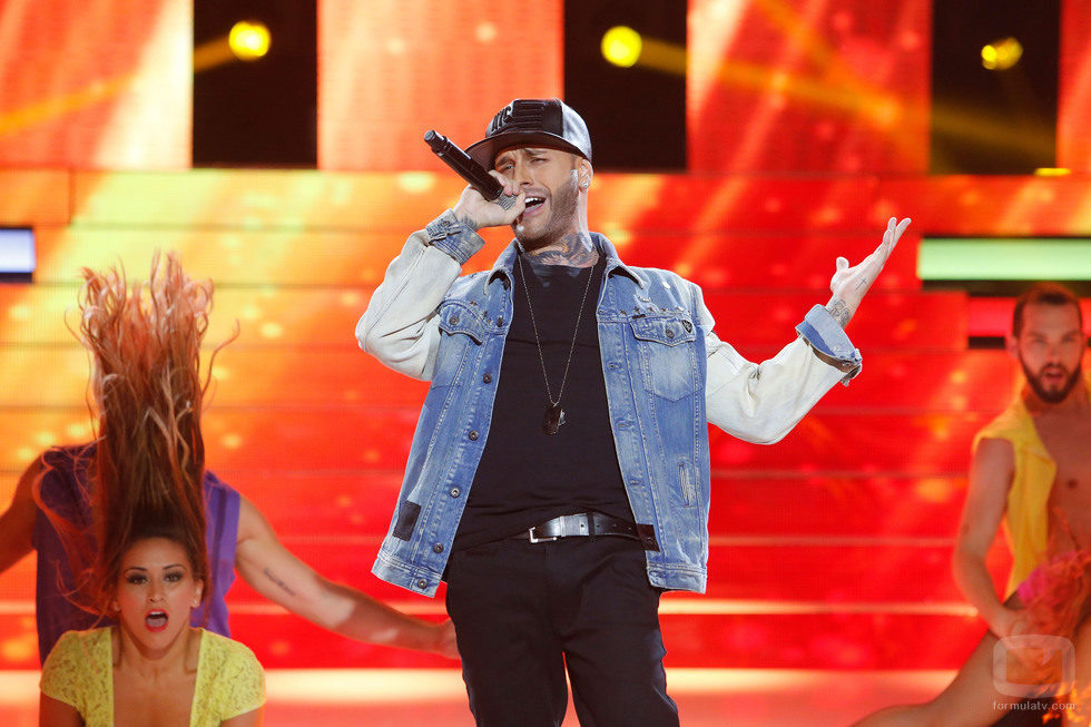 Adrián Rodríguez interpreta a Nicky Jam en 'Tu cara me suena'