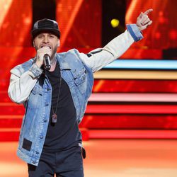 Adrián Rodríguez canta "El perdón" en 'Tu cara me suena'