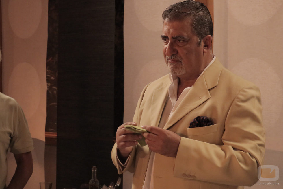 El falsificador en 'Olmos y Robles'