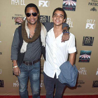 Cuba Gooding Jr. y su hijo, Spencer, en la premiere de 'AHS: Hotel'