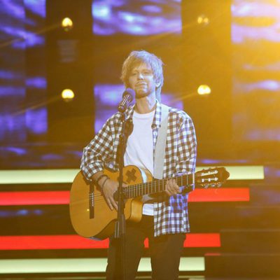 Vicky Larraz interpreta a Ed Sheeran en 'Tu cara me suena'