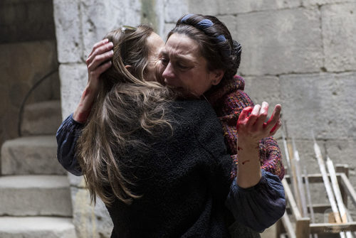 Pepa Aniorte, muy emocionada, se despide de Miryam Gallego en 'Águila Roja'