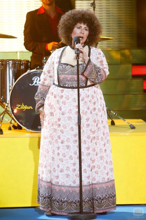 Vicky Larraz imita a Mocedades en la quinta gala de 'Tu cara me suena'