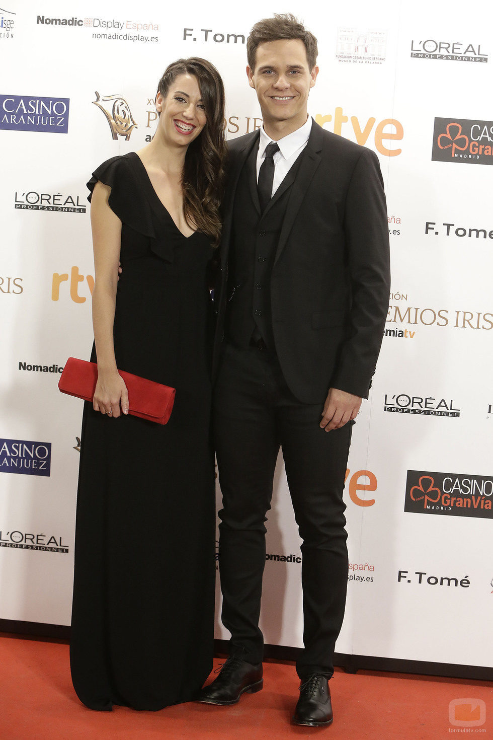 Christian Gálvez y Almudena Cid en la alfombra de los Premios Iris 2015