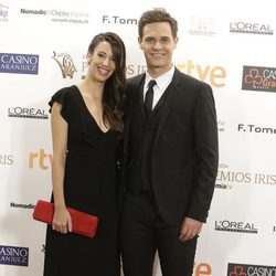 Christian Gálvez y Almudena Cid en la alfombra de los Premios Iris 2015