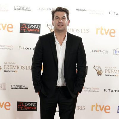 Arturo Valls en la alfombra roja de los Premios Iris 2015