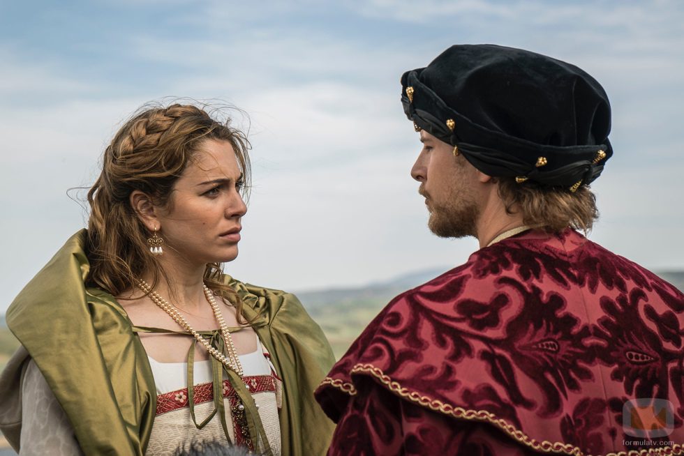 Isabel de Portugal y Carlos V en 'Carlos, Rey Emperador'