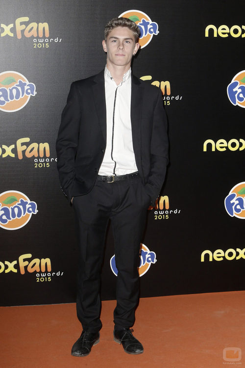 Patrick Criado en la alfombra naranja de los Neox Fan Awards 2015