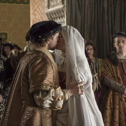 Carlos V e Isabel de Portugal celebran su boda  en 'Carlos, Rey Emperador'