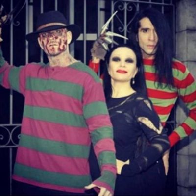 Alaska y Mario preparados para Halloween 2015