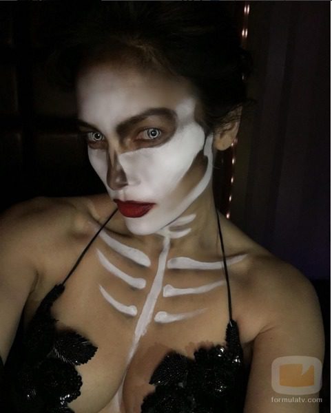 Jennifer López impresiono con su disfraz de Halloween 2015