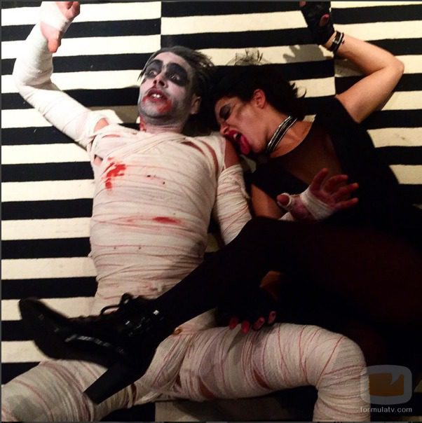 Jon Kortajenera de momia por un día en Halloween 2015