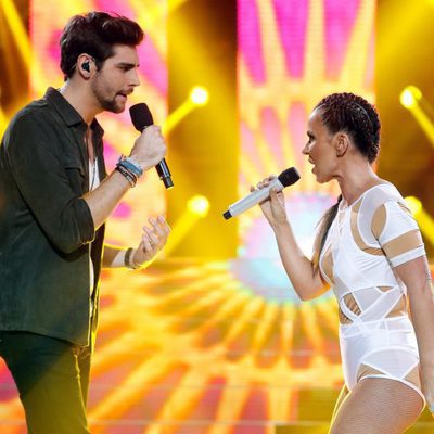 Vicky Larráz es Jennifer López en 'Tu cara me suena'