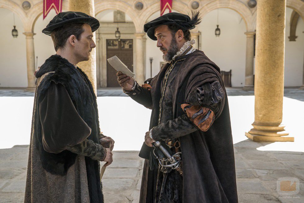 Hernán Cortes y Francisco de Borja en la corte en 'Carlos, Rey Emperador'