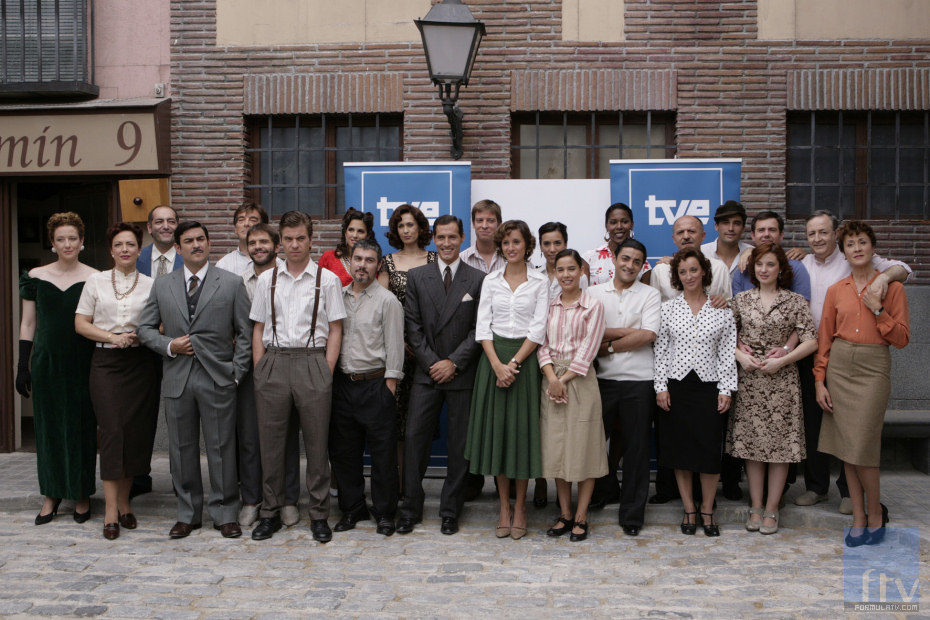 Imagen promocional de la cuarta temporada de 'Amar en tiempos revueltos'